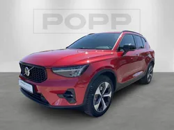 Fusion red / metallic Gebraucht 2024 Volvo XC40 Plus SUV | 35.890 € (Guter Preis)