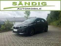 Mineralgrau metallic Gebraucht 2019 BMW 218 Van / Kleinbus | 23.450 € (Etwas zu teuer)