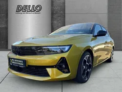 Lackierung amber yellow/typ au Gebraucht 2023 Opel Astra GS Line Limousine | 22.350 € (Fairer Preis)