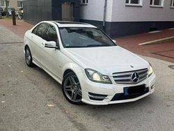 Weiß Gebraucht 2011 Mercedes C250 AMG Limousine | 11.900 € (Guter Preis)