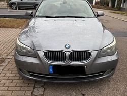 Grau Gebraucht 2007 BMW 530 Limousine | 4.300 € (Fairer Preis)