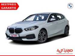 Weiß Gebraucht 2022 BMW 118 Sport Line Kleinwagen | 25.990 € (Fairer Preis)