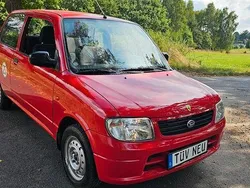 Rot Gebraucht 2002 Daihatsu Cuore Kleinwagen | 3.999 € (Teuer)