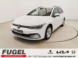 Pure white Gebraucht 2022 VW Golf VIII Life Kombi | 20.969 € (Guter Preis)