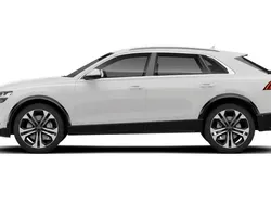 Grau Gebraucht 2021 Audi Q8 Ambiente SUV | 66.480 € (Fairer Preis)