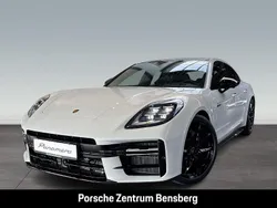 Weiß Gebraucht 2024 Porsche Panamera 4 Limousine | 139.900 €