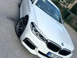 Weiß Gebraucht 2017 BMW M550 Performance Limousine | 36.500 € (Etwas zu teuer)