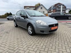 Grau Gebraucht 2012 Fiat Grande Punto Basis Kleinwagen | 3.799 € (Fairer Preis)