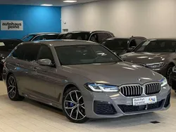 Berninagrau bernsteineffekt Gebraucht 2022 BMW 530 M Sport Kombi | 39.399 € (Fairer Preis)