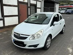 Weiß Gebraucht 2009 Opel Corsa Kleinwagen | 1.299 € (Guter Preis)