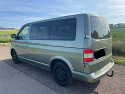 Andere farben Gebraucht 2008 VW Caravelle Highline Van / Kleinbus | 9.990 € (Etwas zu teuer)