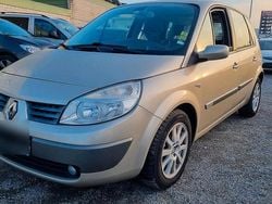 Gold Gebraucht 2006 Renault Scénic II Van / Kleinbus | 3.499 €