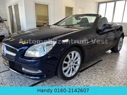 Blau Gebraucht 2015 Mercedes SLK200 Cabrio | 22.890 € (Fairer Preis)