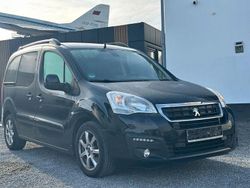 Schwarz Gebraucht 2018 Peugeot Partner Tepee Allure Van / Kleinbus | 9.900 € (Fairer Preis)