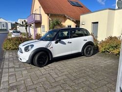 Weiß Gebraucht 2013 Mini Countryman SUV | 6.750 € (Guter Preis)