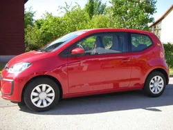 Rot Gebraucht 2020 VW up! Kleinwagen | 8.224 € (Guter Preis)