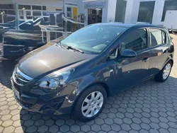 Grau Gebraucht 2014 Opel Corsa Edition Limousine | 4.100 € (Fairer Preis)