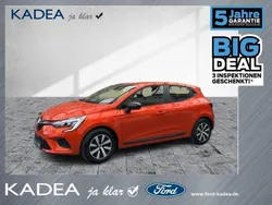 Valencia orange Gebraucht 2023 Renault Clio V Equilibre Limousine | 12.870 € (Superpreis)