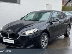 Saphirschwarz metallic Neu 2025 BMW 120 Kleinwagen | 32.999 € (Guter Preis)