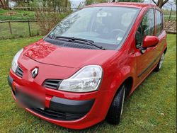 Rot Gebraucht 2012 Renault Modus Van / Kleinbus | 3.499 € (Etwas zu teuer)