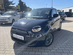 Schwarz Gebraucht 2022 Fiat 500e Icon Kleinwagen | 17.990 €