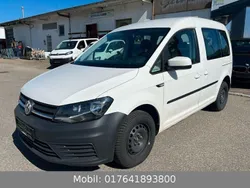 Weiß Gebraucht 2019 VW Caddy Trendline Van / Kleinbus | 10.490 € (Guter Preis)