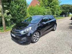 Schwarz Gebraucht 2016 Kia Rio Spirit Limousine | 7.600 €