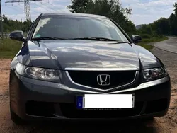 Grün Gebraucht 2005 Honda Accord Executive Kombi | 2.500 € (Fairer Preis)