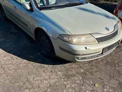 Gold Gebraucht 2004 Renault Laguna II Limousine | 480 € (Superpreis)