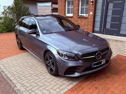 Grau Gebraucht 2018 Mercedes C220 AMG line Kombi | 24.995 €