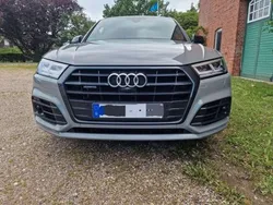 Grau Gebraucht 2018 Audi Q5 Design SUV | 22.800 € (Guter Preis)