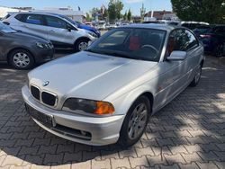 Grau Gebraucht 2000 BMW 318 Coupé | 2.500 € (Fairer Preis)