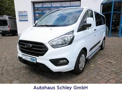 Weiß Gebraucht 2018 Ford Transit Trend Kombi | 25.990 €
