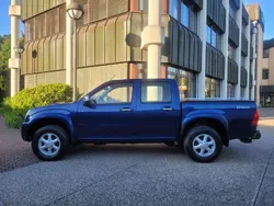 Blau Gebraucht 2010 Isuzu D-Max Abholung | 16.900 € (Teuer)