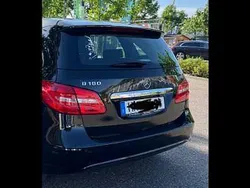 Schwarz Gebraucht 2013 Mercedes B180 Van / Kleinbus | 6.600 € (Fairer Preis)