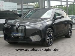 Sophistograu Gebraucht 2023 BMW iX Sport Line SUV | 65.900 € (Fairer Preis)