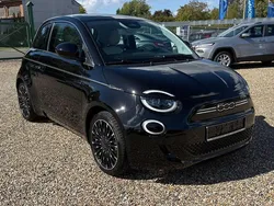 Schwarz Gebraucht 2022 Fiat 500e La Prima | 19.990 € (Fairer Preis)