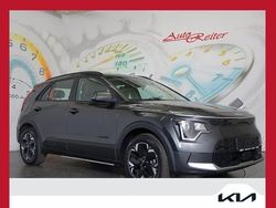 Grau Gebraucht 2024 Kia e-Niro Silver SUV | 29.990 € (Fairer Preis)