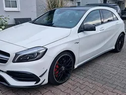 Weiß Gebraucht 2016 Mercedes A45 AMG AMG Kleinwagen | 29.999 €