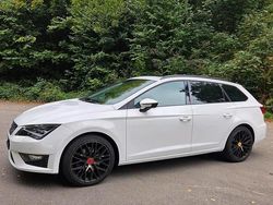 Weiß Gebraucht 2015 Seat Leon ST FR Kombi | 12.400 € (Fairer Preis)