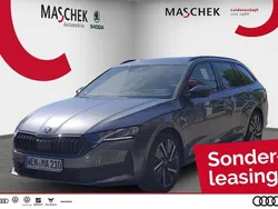 Graphite grau Gebraucht 2025 Skoda Octavia SportLine Kombi | 37.900 € (Fairer Preis)