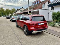 Rot Gebraucht 2022 Mercedes GLB200 Progressive SUV | 36.200 € (Fairer Preis)