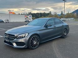 Grau Gebraucht 2017 Mercedes C300 AMG line Limousine | 15.990 € (Etwas zu teuer)