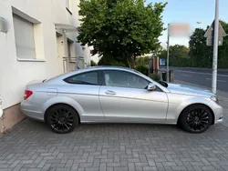 Silber Gebraucht 2011 Mercedes C180 Edition 1 Coupé | 8.999 € (Guter Preis)