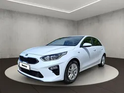Carraraweiss Gebraucht 2021 Kia Ceed Vision Limousine | 18.480 € (Superpreis)