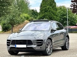 Grau Gebraucht 2014 Porsche Macan Turbo SUV | 34.000 €