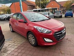 Gebraucht 2016 Hyundai i30 Limousine | 5.350 €