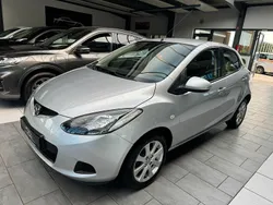 Silber Gebraucht 2009 Mazda 2 Independence Kleinwagen | 4.950 € (Fairer Preis)