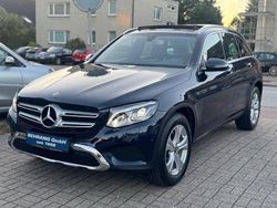 Cavansitblau Gebraucht 2017 Mercedes GLC250 SUV | 27.690 € (Fairer Preis)