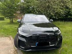 Schwarz Gebraucht 2022 Audi RS Q8 Ambiente SUV | 90.000 € (Etwas zu teuer)